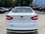 Used 2015 Ford Fusion SE image 4