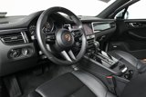 Used 2023 Porsche Macan Turbo image 4