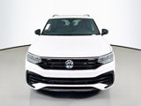 Used 2022 Volkswagen Tiguan SE R-Line image 2
