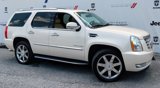Used 2012 Cadillac Escalade Luxury image 3