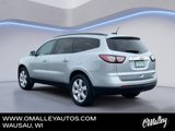 Used 2017 Chevrolet Traverse LT w/ Style and Technology Package image 3