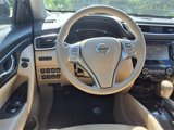 Used 2015 Nissan Rogue SV w/ SV Premium Package image 5