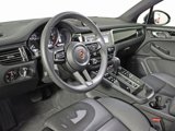 Certified 2025 Porsche Macan image 4