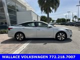 Used 2021 Nissan Altima 2.5 SV w/ SV Premium Package image 5