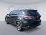 Used 2016 Toyota Highlander XLE image 4