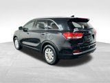 Used 2016 Kia Sorento LX image 4