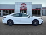 Used 2024 Toyota Camry SE image 4