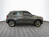 Used 2023 Hyundai Venue SEL image 4