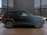 Used 2019 Jeep Cherokee Trailhawk image 4