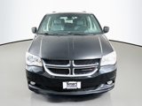 Used 2019 Dodge Grand Caravan SXT image 2