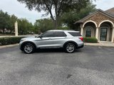 Used 2022 Ford Explorer Limited w/ Equipment Group 301A image 2