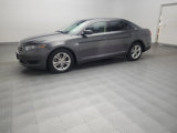 Used 2017 Ford Taurus SE image 2