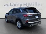 Used 2022 Ford Escape SE image 3