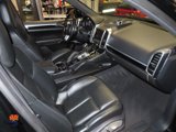 Used 2015 Porsche Cayenne Diesel w/ Driver Memory Package image 4
