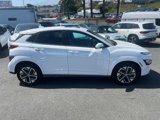 Used 2022 Hyundai Kona Limited image 4