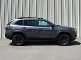 Used 2022 Jeep Cherokee Latitude w/ Sun & Sound Group image 2