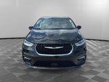 Used 2023 Chrysler Pacifica Touring-L image 3