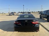 Used 2022 Toyota Camry SE image 2