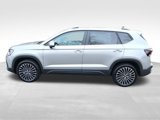 New 2025 Volkswagen Taos SE image 2