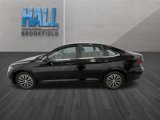 Used 2019 Volkswagen Jetta SE image 2