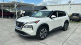 Used 2021 Nissan Rogue SV image 3