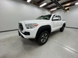 Used 2016 Toyota Tacoma SR image 4