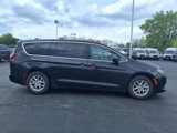 Used 2022 Chrysler Voyager LX image 2