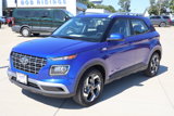 Used 2024 Hyundai Venue SEL image 2