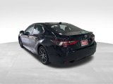 Used 2022 Toyota Camry SE image 4
