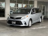Used 2019 Toyota Sienna L image 2
