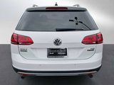 Used 2017 Volkswagen Golf Alltrack SE image 4