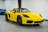 Used 2024 Porsche 718 Boxster w/ Sport Chrono Package image 2