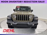 Used 2020 Jeep Gladiator Sport image 2
