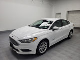 Used 2017 Ford Fusion SE image 2