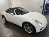 Used 2008 Pontiac Solstice Convertible w/ Preferred Package image 3