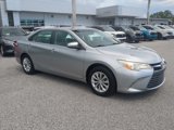 Used 2016 Toyota Camry LE image 3