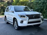 Used 2013 Lexus LX 570 4WD w/ Luxury Pkg w/Pre-crash image 3