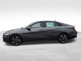 New 2025 Hyundai Elantra SEL image 4
