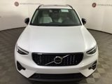 New 2025 Volvo XC40 B5 Plus image 2