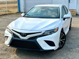 Used 2018 Toyota Camry SE image 3