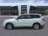 Used 2016 Nissan Pathfinder S image 2