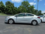Used 2017 Kia Forte LX image 5