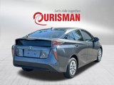 Used 2018 Toyota Prius Three image 2