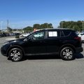 Used 2015 Toyota RAV4 LE image 2