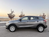 Used 2020 Nissan Rogue Sport S image 2