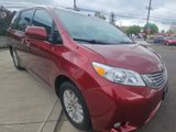 Used 2011 Toyota Sienna XLE image 2