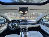 Used 2019 BMW 740i w/ Executive Package image 2