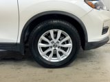 Used 2019 Nissan Rogue SV image 4