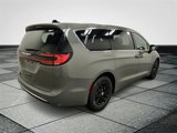 New 2025 Chrysler Pacifica Select image 6