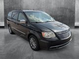 Used 2013 Chrysler Town & Country Touring-L w/ Entertainment Group #2 image 3